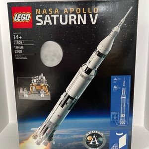 LEGO NASA Apollo Saturn V Rocket (21309) Sealed Box